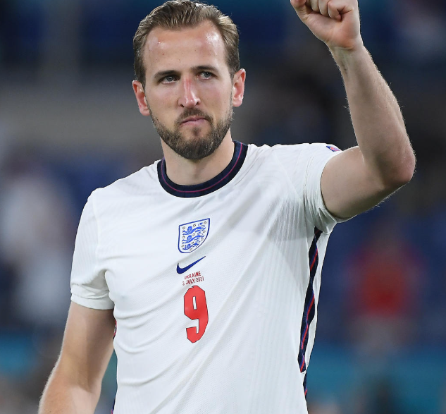 凱恩拜仁征程中的未來走向：解約金、紀(jì)錄與轉(zhuǎn)會(huì)傳聞