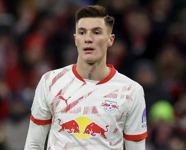 舍什科談轉(zhuǎn)會曼聯(lián)：夢想成真，心之所向