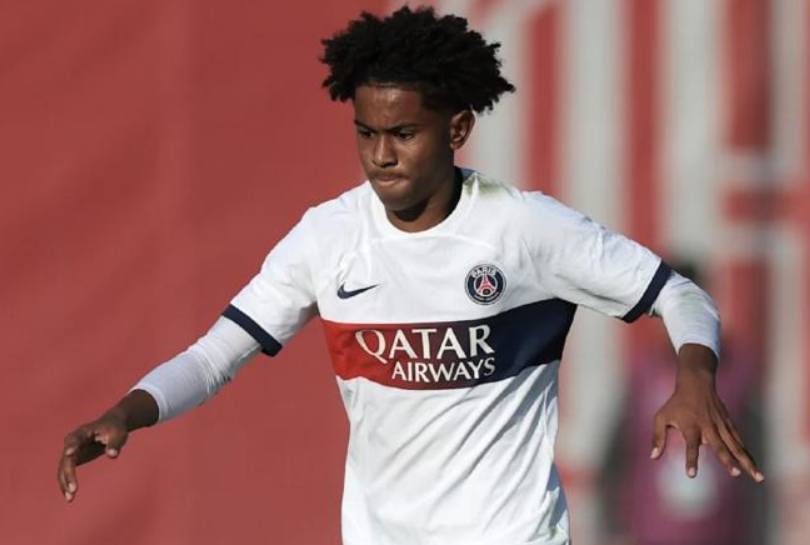 19歲新星馬尤盧：巴黎圣日耳曼中場(chǎng)崛起的璀璨之光