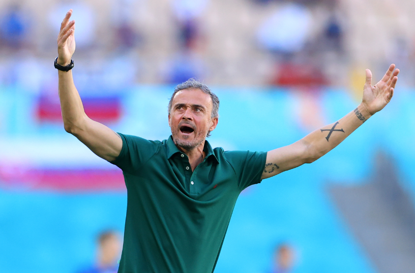 法甲賽場：恩里克盛贊阿什拉夫，巴黎展現(xiàn)穩(wěn)定自信氣質(zhì)