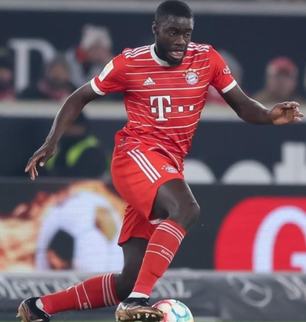 拜仁高層埃貝爾談于帕梅卡諾續(xù)約：決心、目標與進程