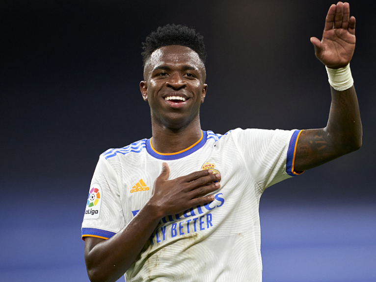 西班牙國家德比皇馬奏凱：維尼修斯賽后談勝負(fù)感悟與球迷致意