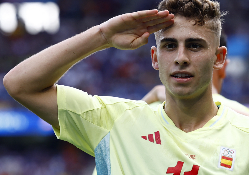 西甲第10輪焦點(diǎn)戰(zhàn)：巴薩客場(chǎng)惜敗<a href='https://www.www.minjie-ntc.com/news/tag/286.html' style='color: blue;'>皇馬</a>，費(fèi)爾明致謝球迷展望未來(lái)