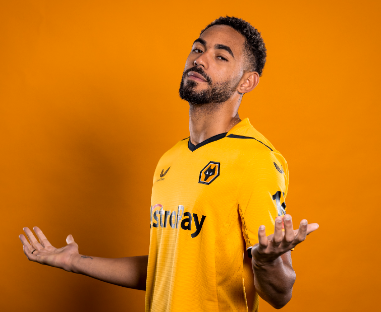 英超第9輪曼聯(lián)主場(chǎng)奏凱：阿莫林盛贊庫(kù)尼亞與卡塞米羅