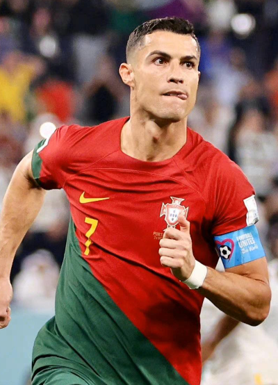 沙特聯(lián)賽：C羅里程碑之夜，傳奇再續(xù)引熱議