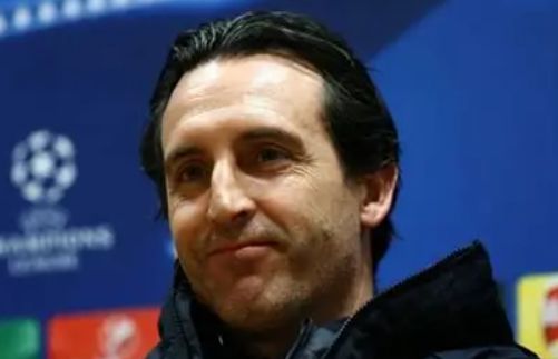 埃梅里戰(zhàn)術(shù)調(diào)適顯成效：阿斯頓維拉逆襲軌跡與爭(zhēng)四前景分析