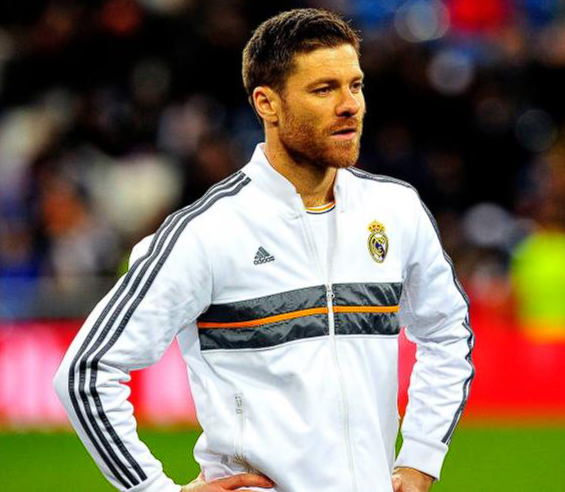 <a href='https://www.www.minjie-ntc.com/news/tag/286.html' style='color: blue;'>皇馬</a>更衣室暗流涌動：阿隆索管理面臨挑戰(zhàn)