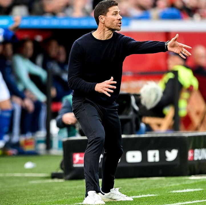 皇馬更衣室暗流涌動：阿隆索管理面臨挑戰(zhàn)