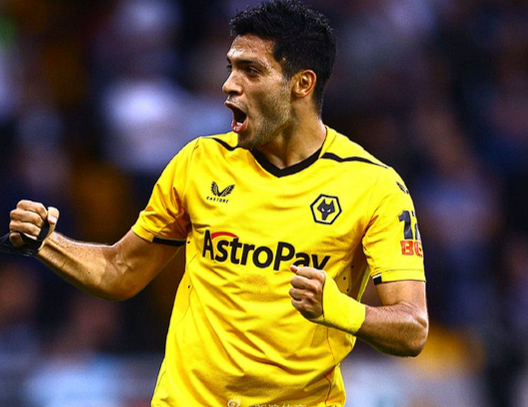 勞爾·希門尼斯：獲PFA特別表彰，<a href='https://www.www.minjie-ntc.com/news/tag/267.html' style='color: blue;'>英超</a>賽場的墨西哥傳奇