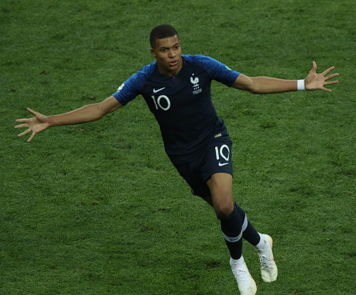 皇馬大勝瓦倫西亞后巴爾韋德訪談：盛贊逼搶、<a href='https://www.www.minjie-ntc.com/news/tag/1198.html' style='color: blue;'>姆巴佩</a>與卡雷拉斯