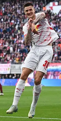 曼聯(lián)戰(zhàn)平保級(jí)弱旅，舍什科表現(xiàn)低迷引關(guān)注