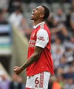 英超第十輪：阿森納客勝伯恩利，加布里埃爾榮膺全場最佳