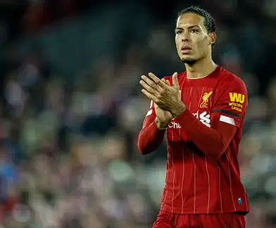 范戴克回應(yīng)魯尼質(zhì)疑：理性看待批評(píng)，堅(jiān)守責(zé)任擔(dān)當(dāng)