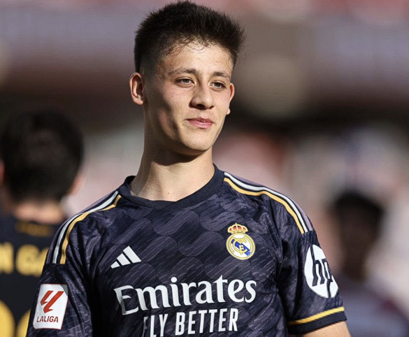 <a href='https://www.www.minjie-ntc.com/news/tag/286.html' style='color: blue;'>皇馬</a>動(dòng)態(tài)：居萊爾訓(xùn)練狀態(tài)佳，歐冠首發(fā)引關(guān)注