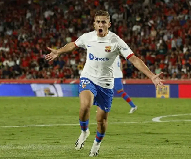 西甲新星閃耀：費爾明成巴薩進(jìn)攻利器，身價飆升引轉(zhuǎn)會波瀾